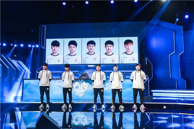 其次是姆巴 其次是姆巴