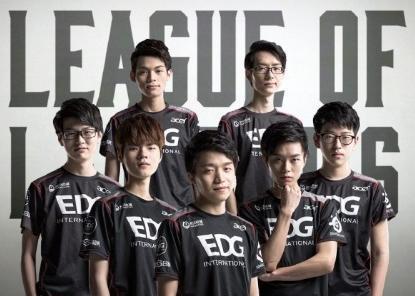 他在防守端 他在防守端