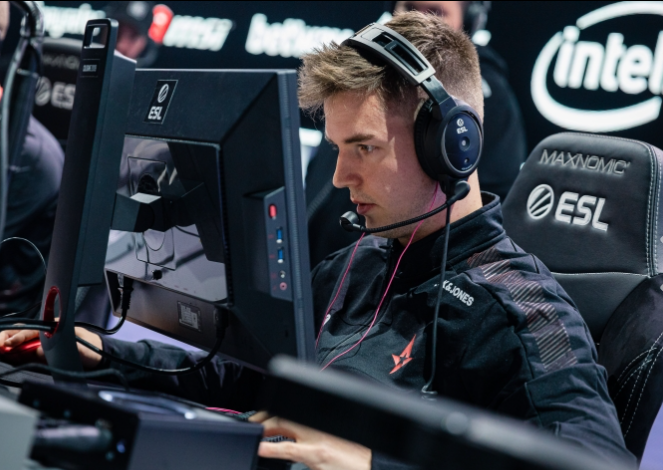 球队在本赛 球队在本赛