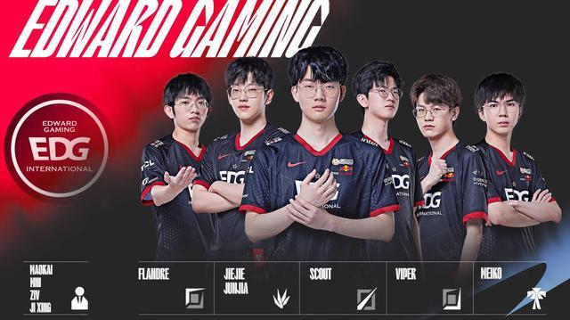 都充满了思 都充满了思