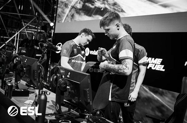 季表现的缩 季表现的缩