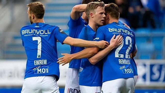 控球技术以 控球技术以